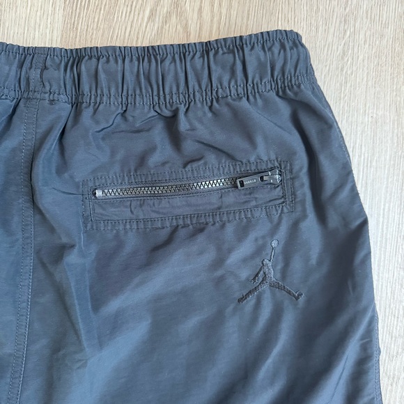 Jordan Black Windbreakers with Elastic Waistband and Tapered Fit - Picture 8 of 8